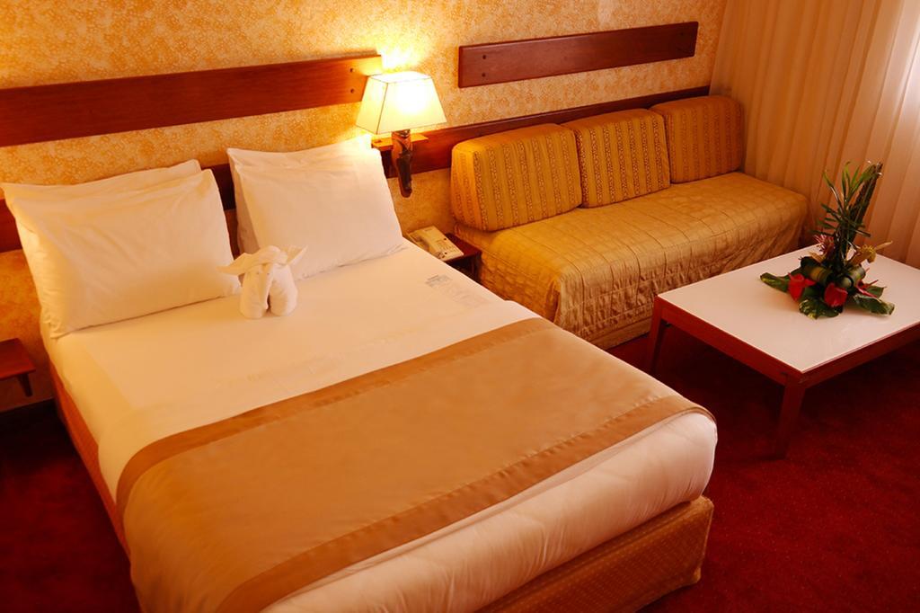 Hotel Sawa Douala Exterior photo